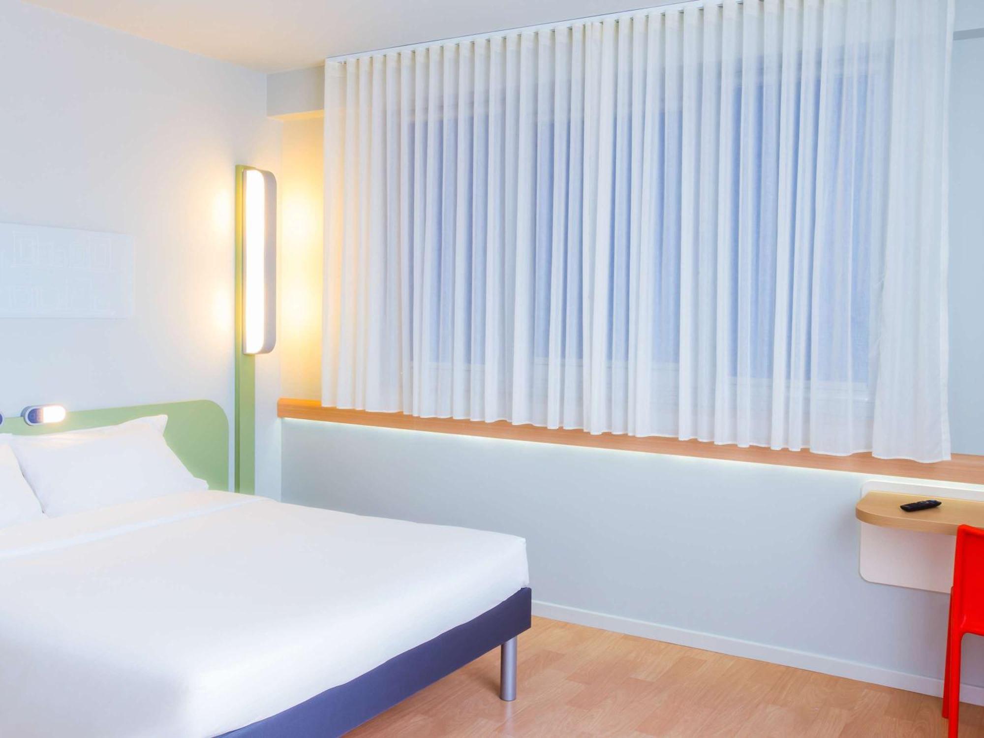 Ibis Budget Braga Centro Екстериор снимка